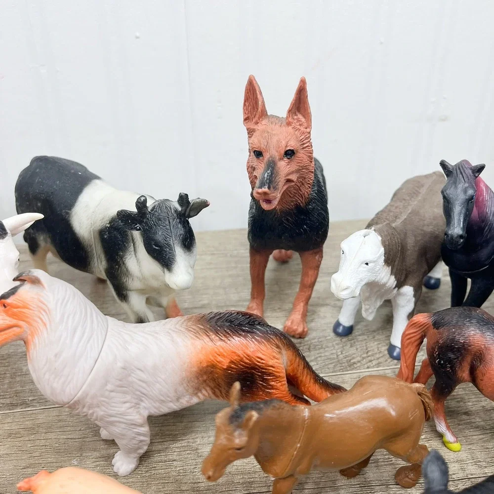 Vintage Safari Ltd Farm Animal Figurine Lot Horses Cows Pigs Dogs 19pc Mixed Set